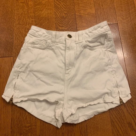 American Apparel White Denim  Jean Shorts - Picture 1 of 2